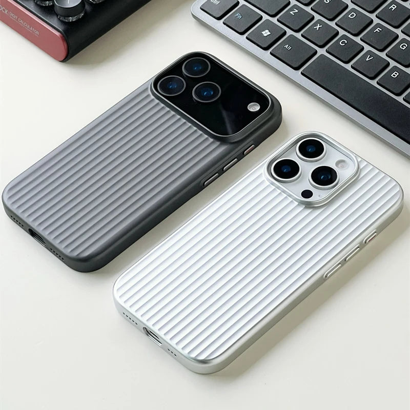 Lumea Stripe MagSafe Case