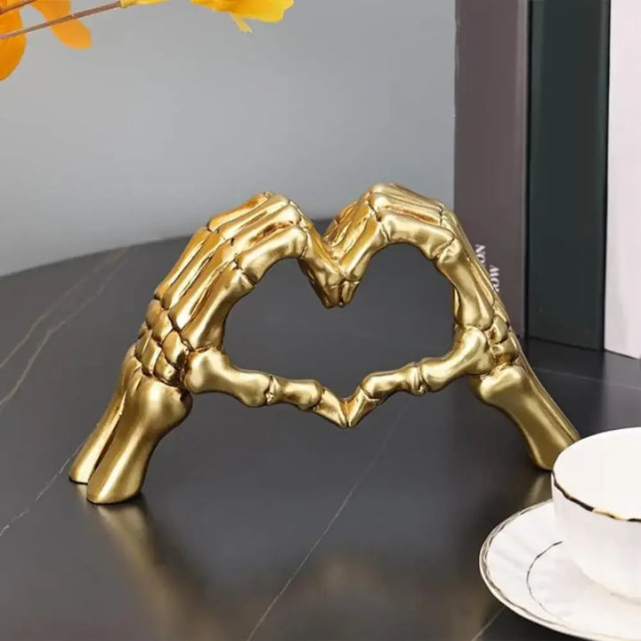 Vesper Éternel Hand Sculpture