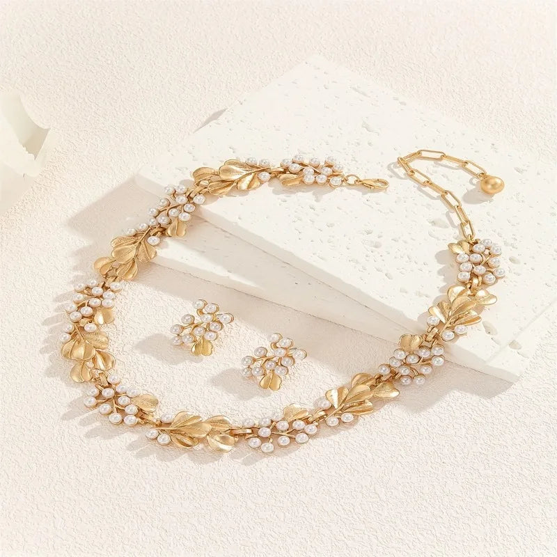 Florence Pearl Leaf Jewelry Set