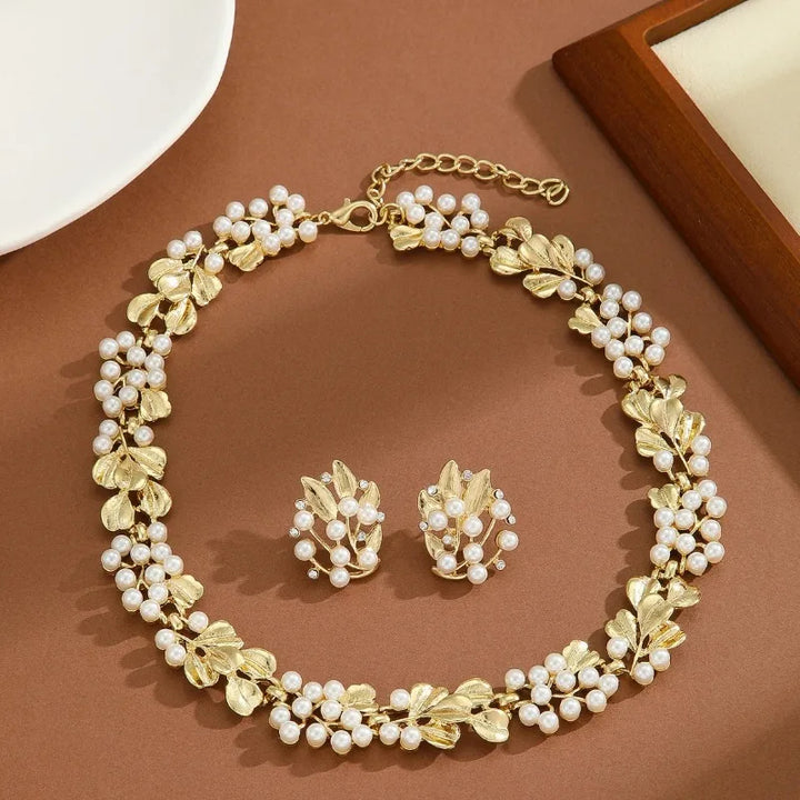 Florence Pearl Leaf Jewelry Set