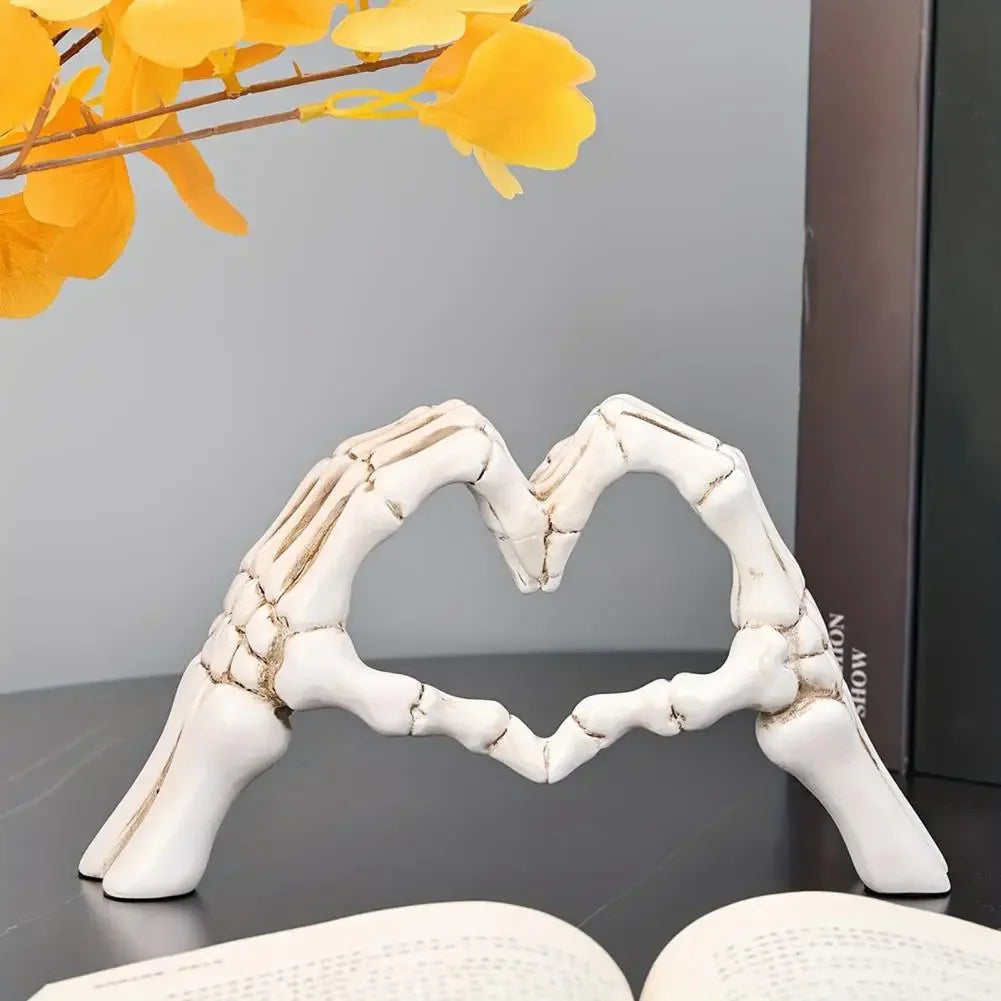 Vesper Éternel Hand Sculpture
