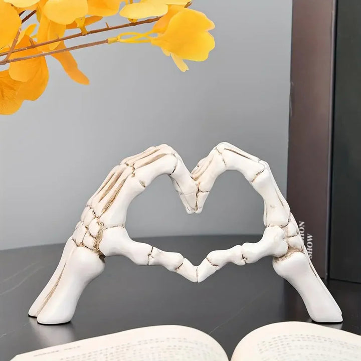 Vesper Éternel Hand Sculpture