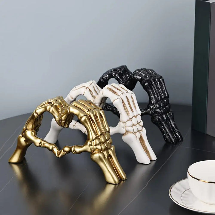 Vesper Éternel Hand Sculpture